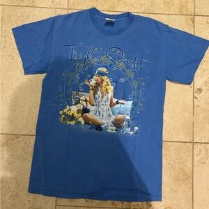 Taylor Swift Fearless Tour Shirt